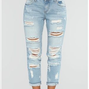 Fashion Nova Boyfriend Jeans NEW WITH TAGS